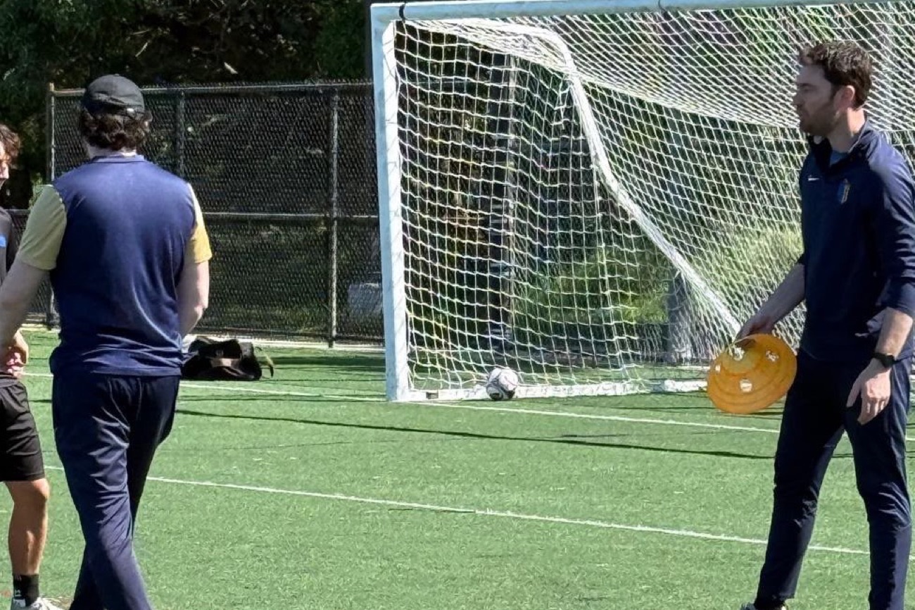 Session on the training pitch with an elite player